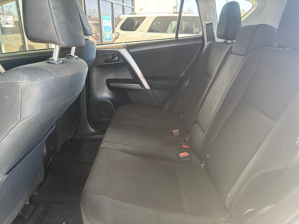 2017 Toyota Rav4 Image 10