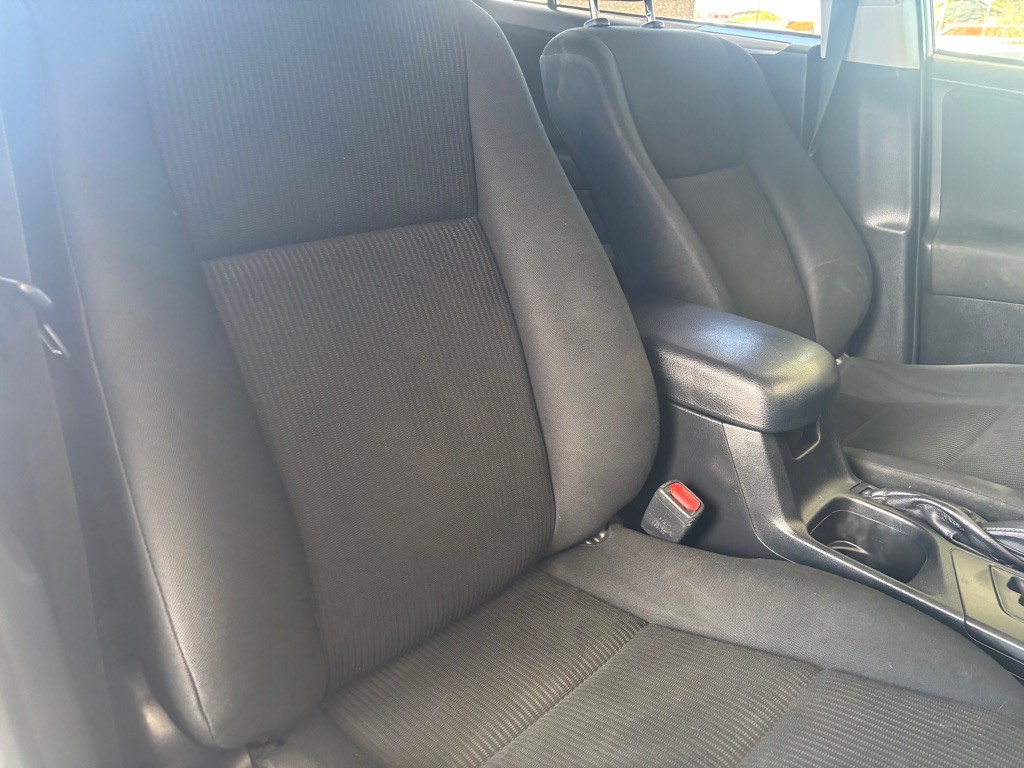 2017 Toyota Rav4 Image 21