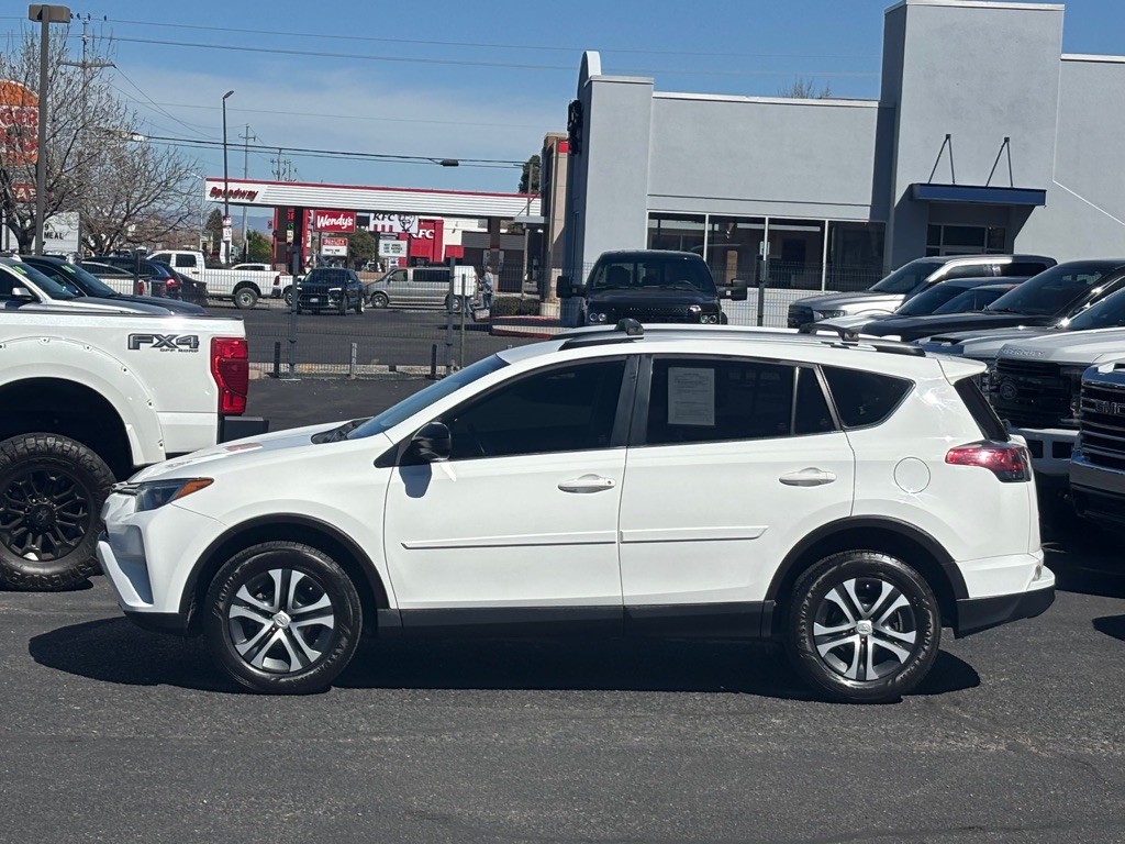 2017 Toyota Rav4 Image 28