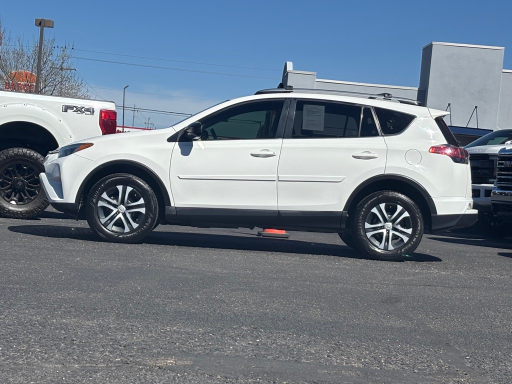 2017 Toyota Rav4 Image 29