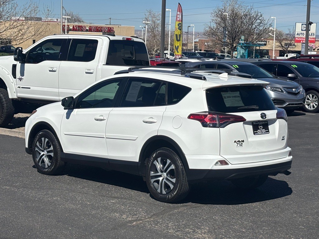 2017 Toyota Rav4 Image 30
