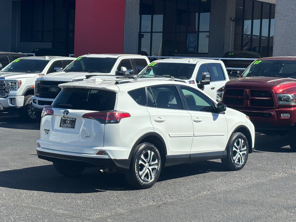 2017 Toyota Rav4 Image 34