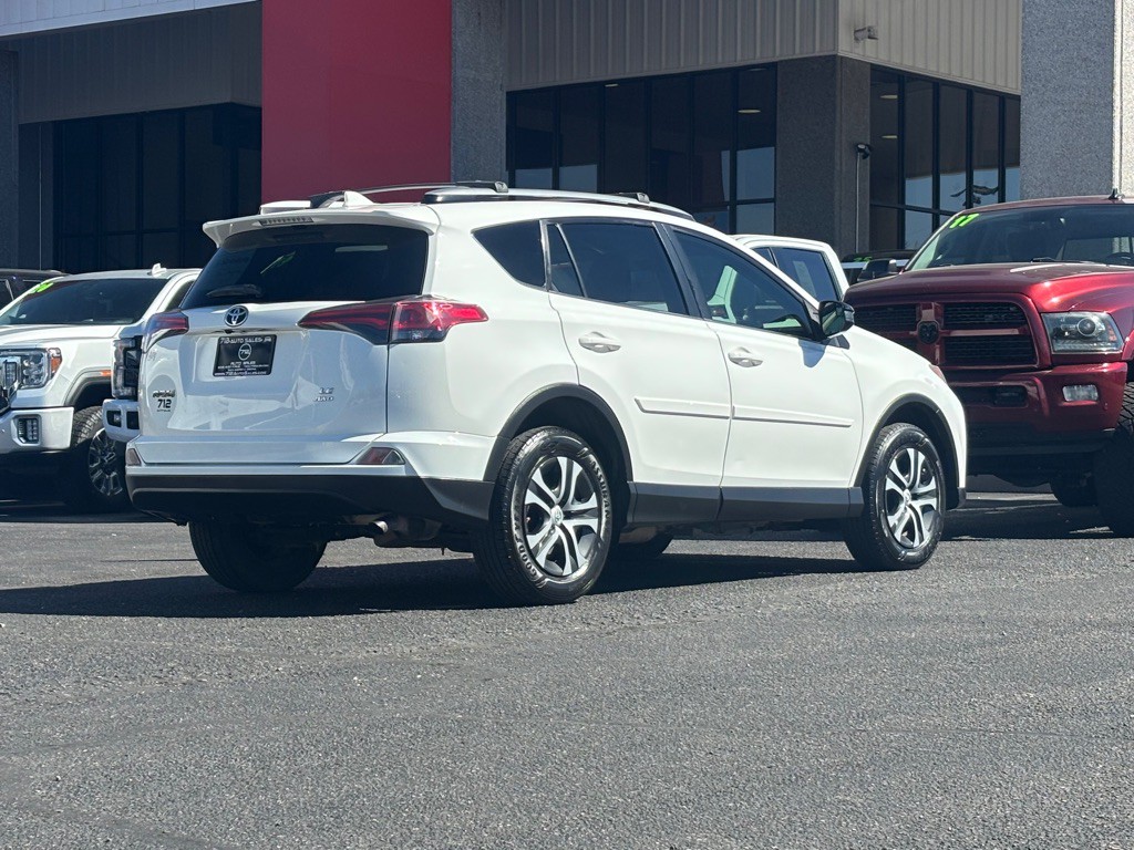 2017 Toyota Rav4 Image 35