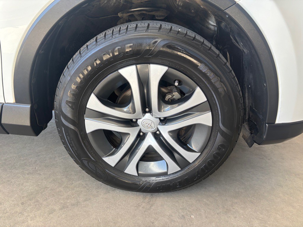 2017 Toyota Rav4 Image 42