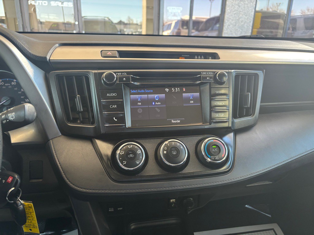 2017 Toyota Rav4 Image 50