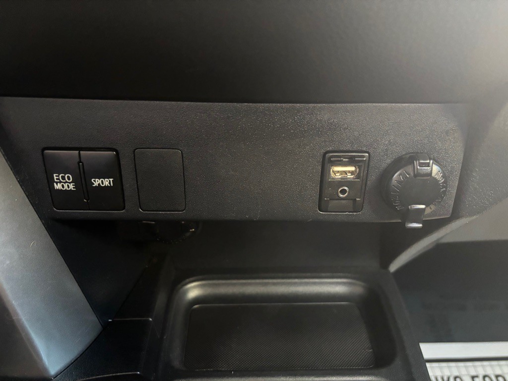 2017 Toyota Rav4 Image 53