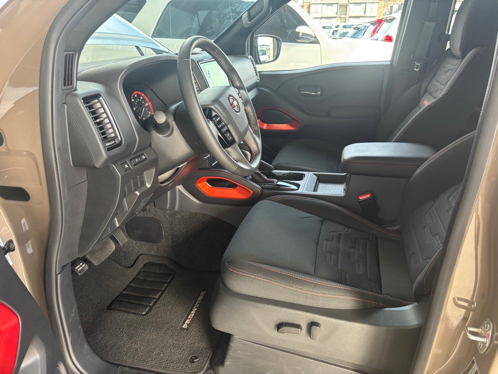 2023 Nissan Frontier Image 5