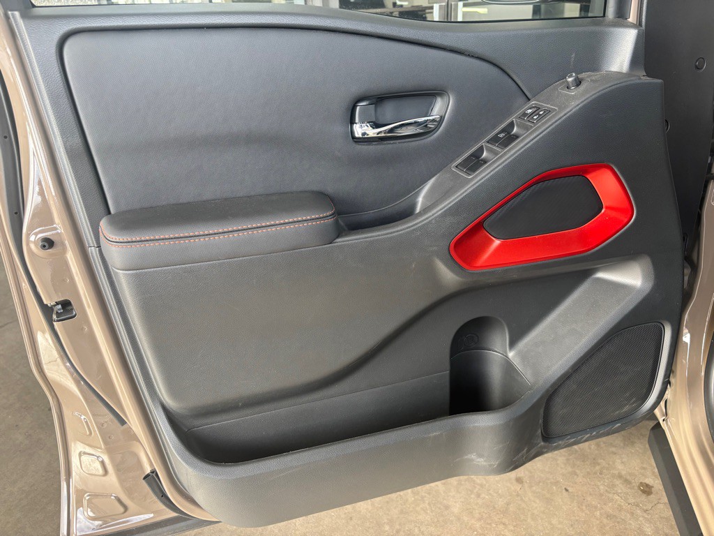 2023 Nissan Frontier Image 8