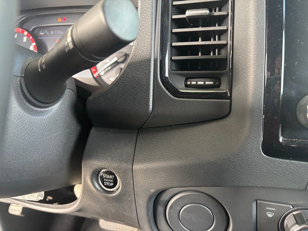 2023 Nissan Frontier Image 20