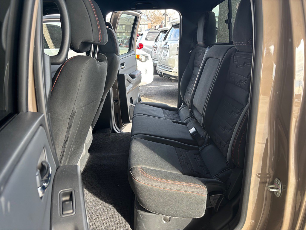 2023 Nissan Frontier Image 21