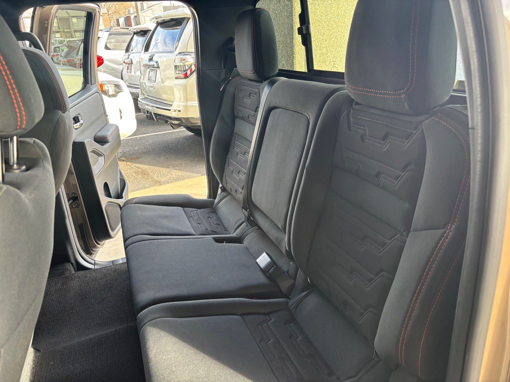 2023 Nissan Frontier Image 22