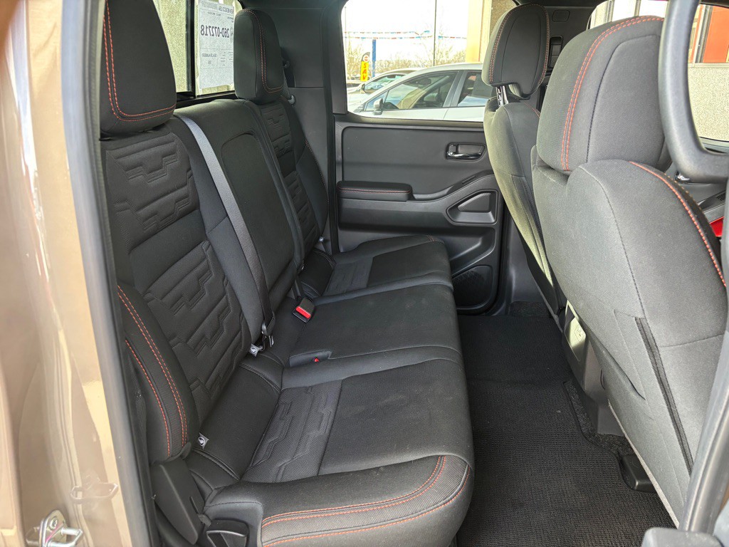 2023 Nissan Frontier Image 25