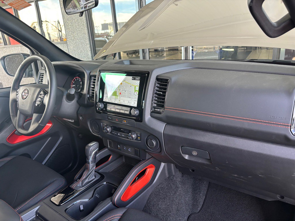 2023 Nissan Frontier Image 30