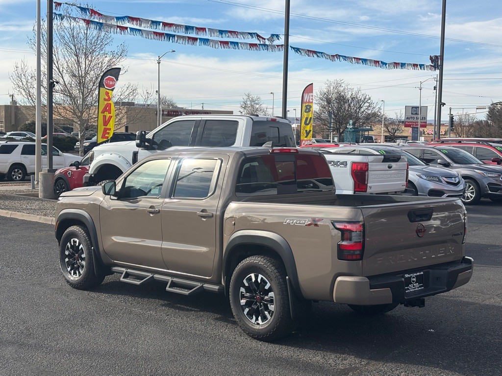 2023 Nissan Frontier Image 38