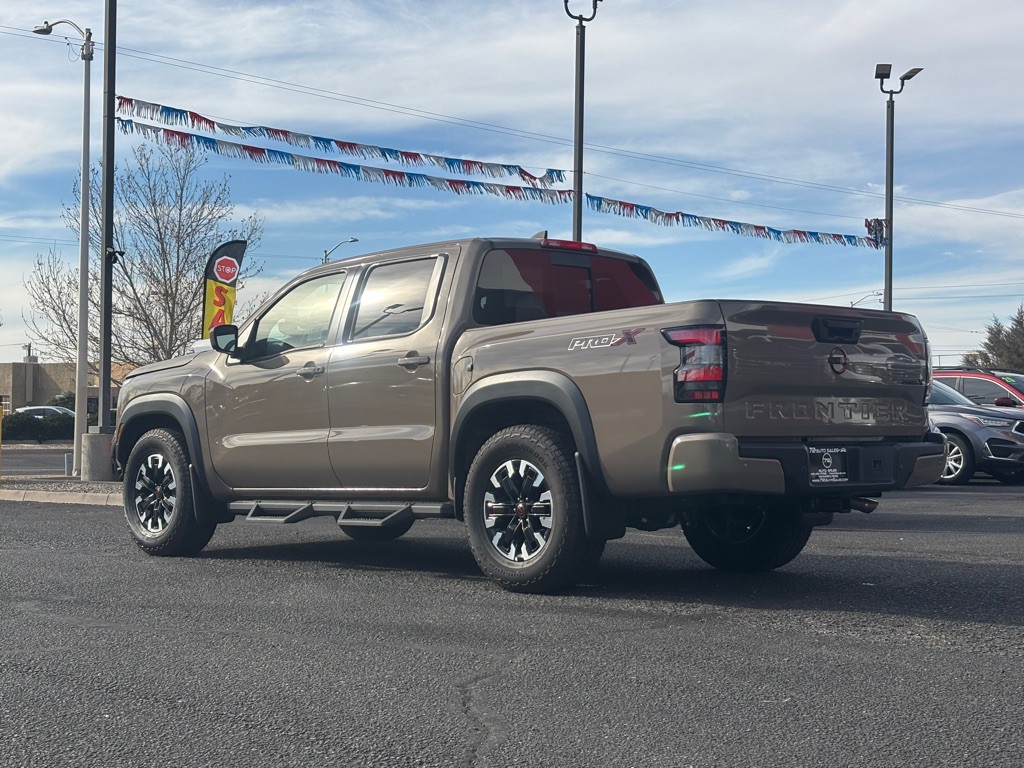 2023 Nissan Frontier Image 39