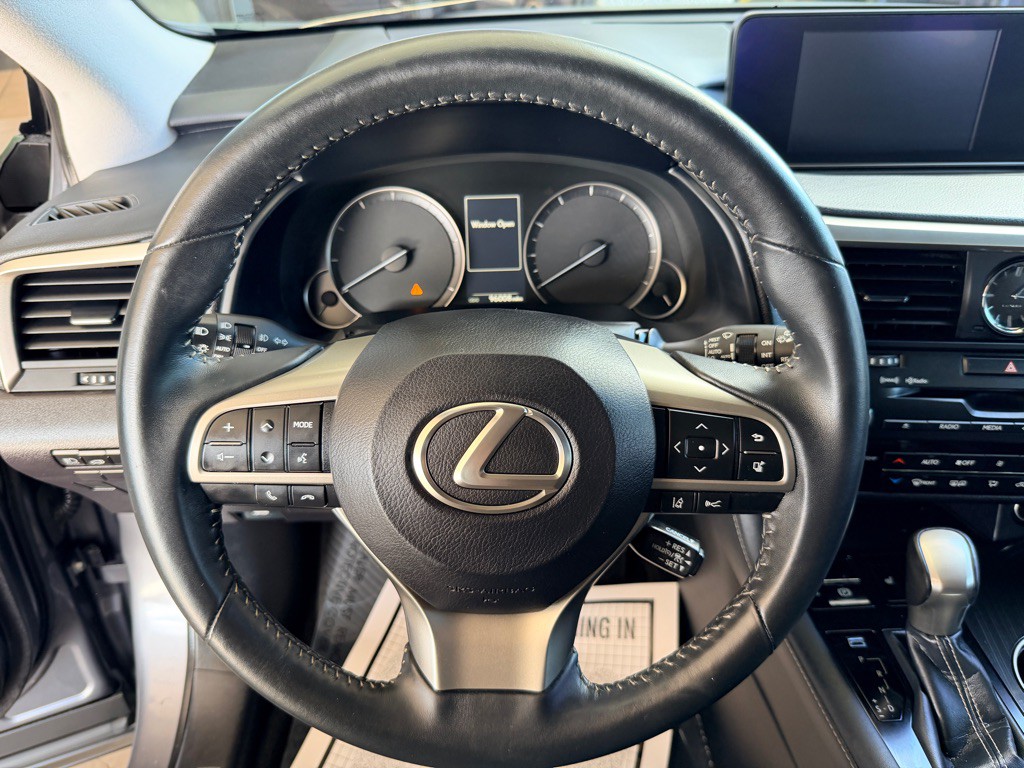 2018 Lexus RX Image 11