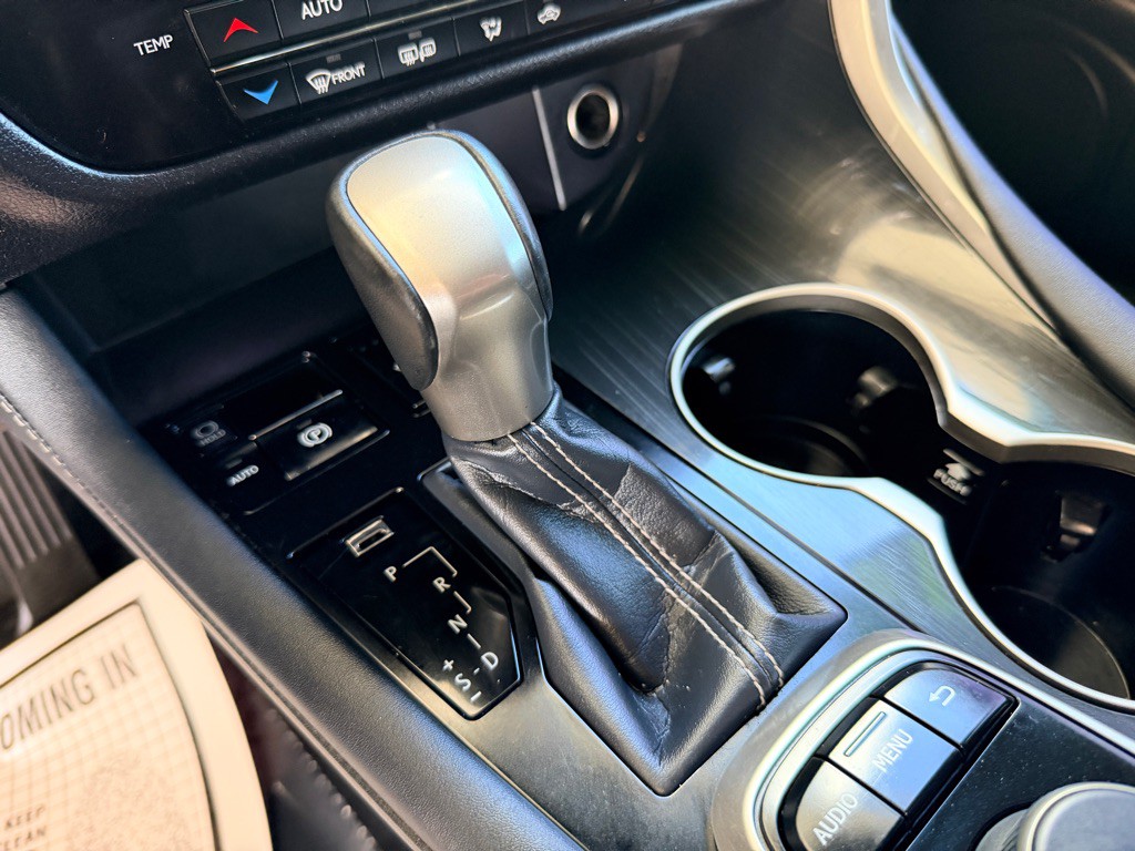 2018 Lexus RX Image 12