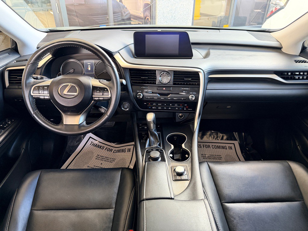 2018 Lexus RX Image 16