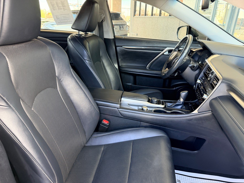 2018 Lexus RX Image 19