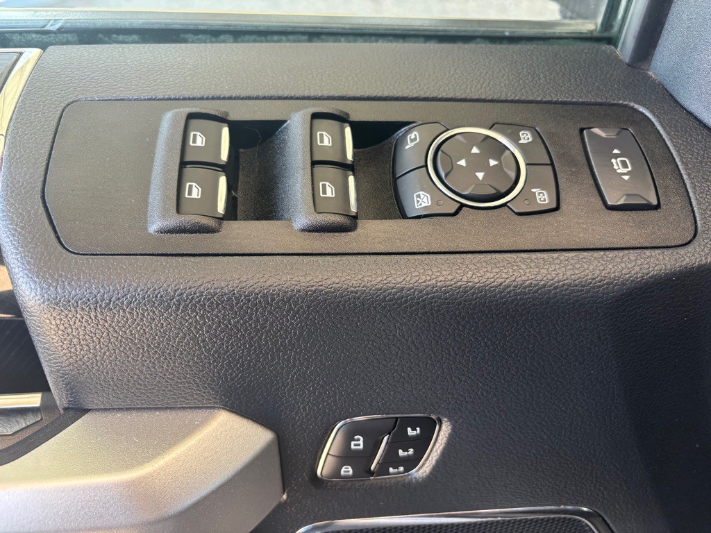 2022 Ford F-350 Image 9