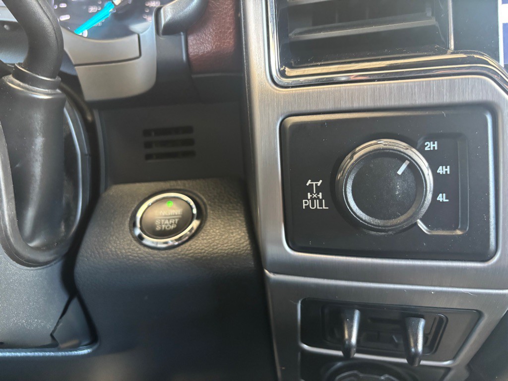 2022 Ford F-350 Image 19