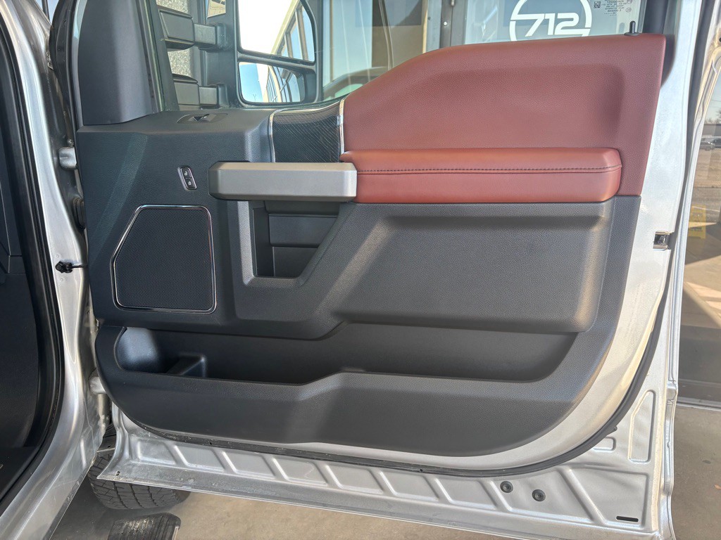 2022 Ford F-350 Image 36