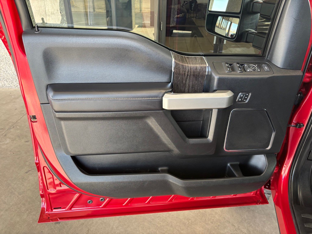 2021 Ford F-250 Image 9