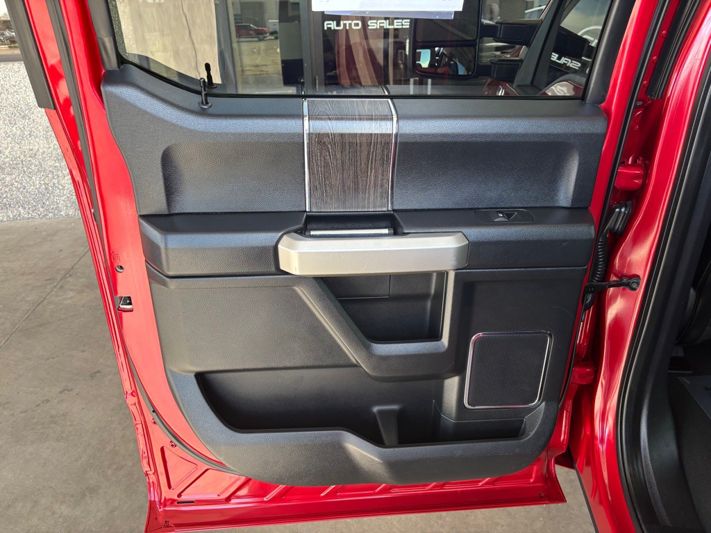 2021 Ford F-250 Image 23