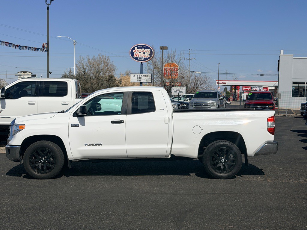 2015 Toyota Tundra Image 2