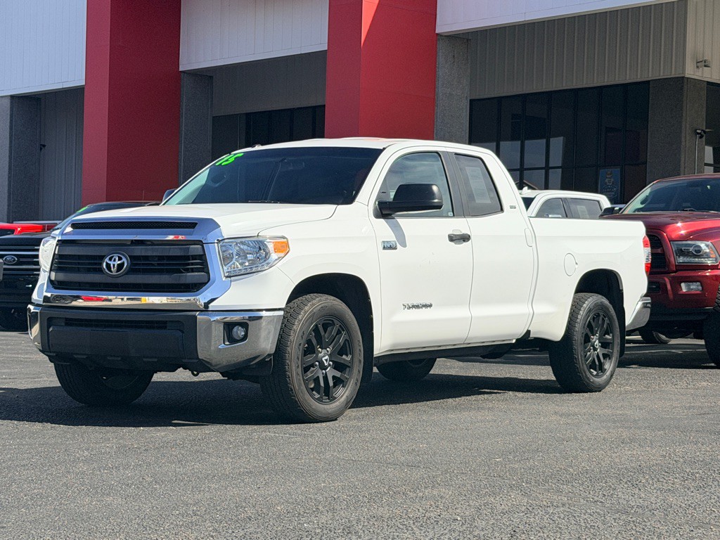2015 Toyota Tundra Image 23
