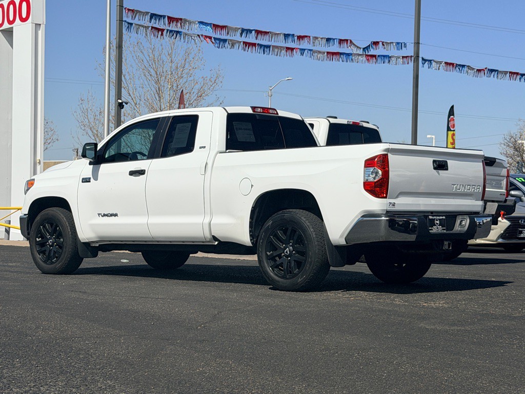 2015 Toyota Tundra Image 27