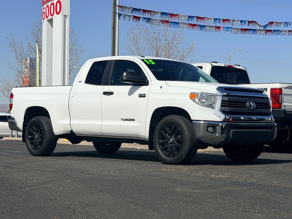 2015 Toyota Tundra Image 35
