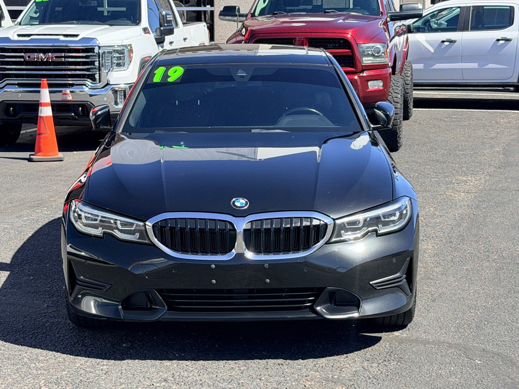 2019 BMW 3 Series Image 17