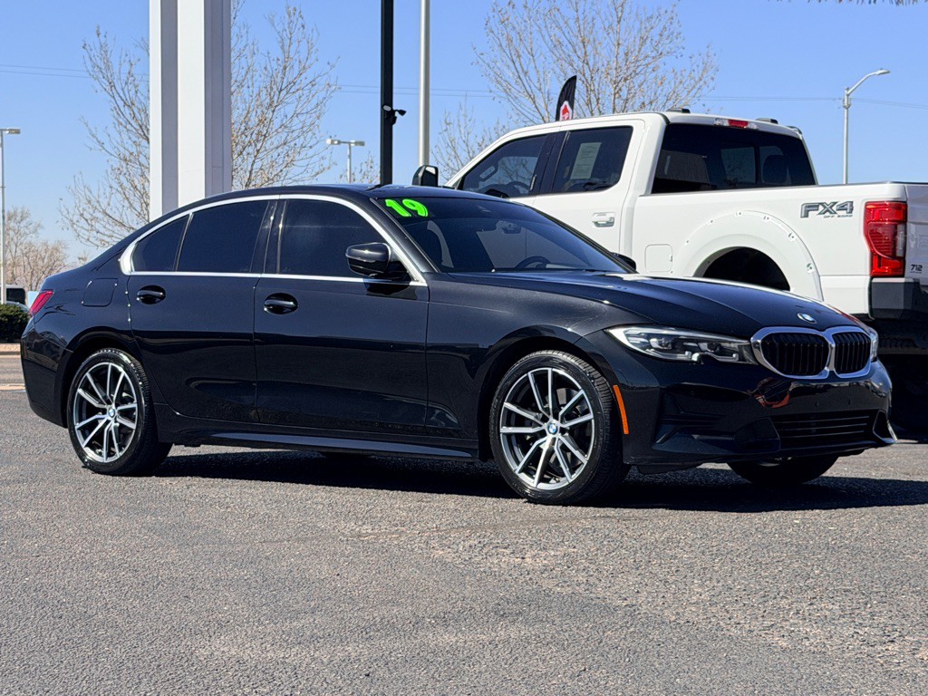 2019 BMW 3 Series Image 35