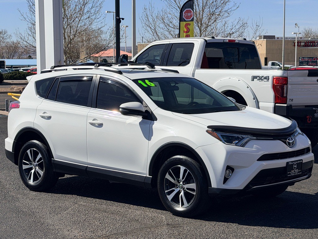 2016 Toyota Rav4 Image 4