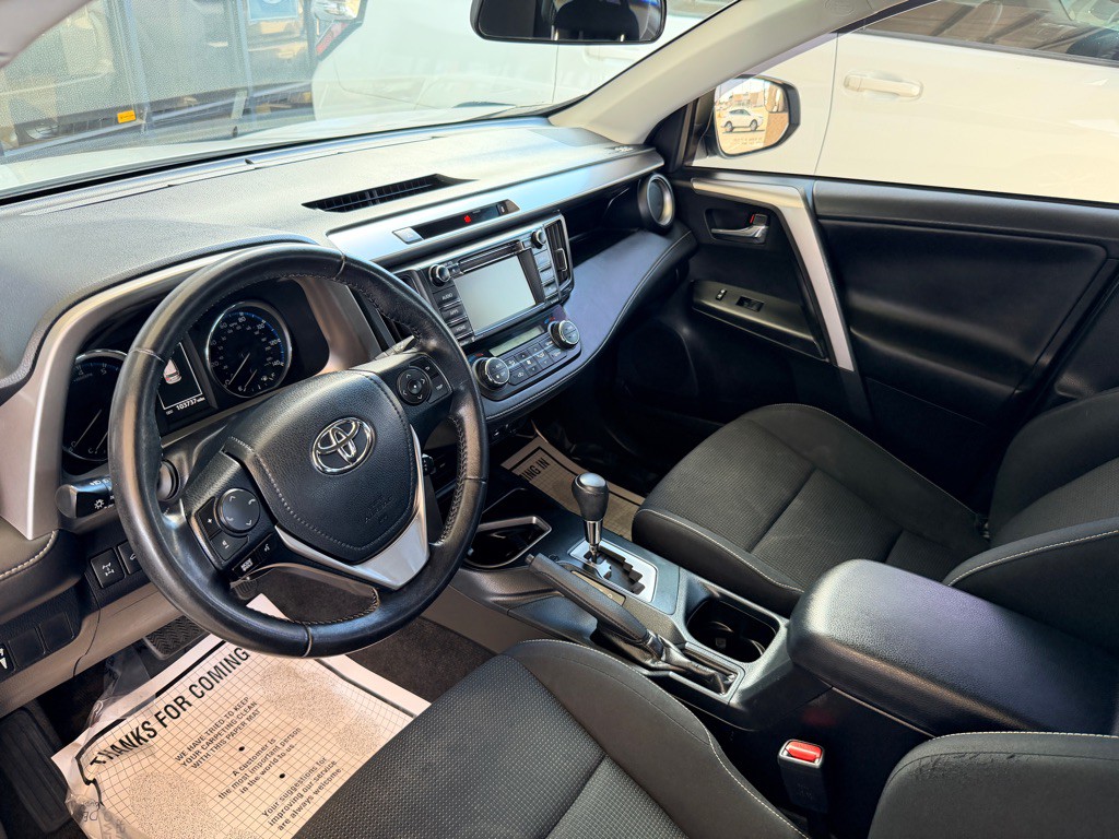 2016 Toyota Rav4 Image 8