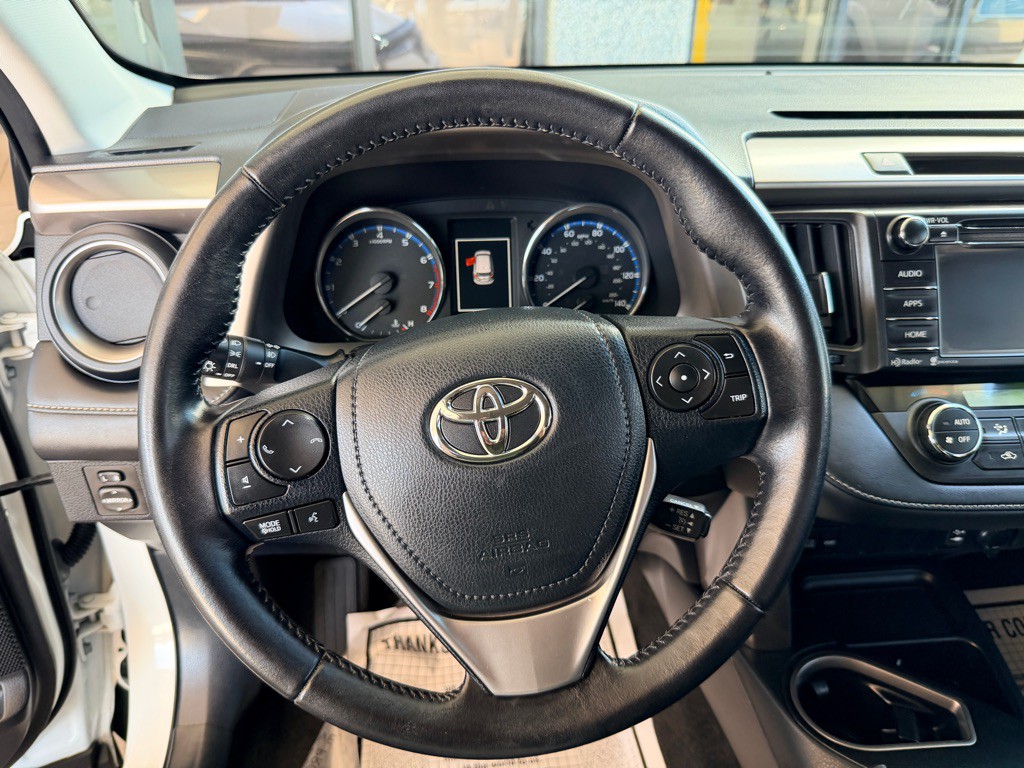 2016 Toyota Rav4 Image 9