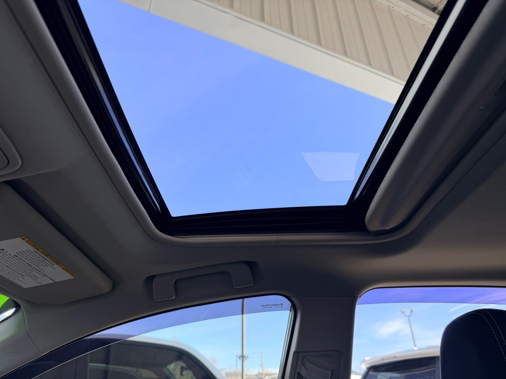 2016 Toyota Rav4 Image 14