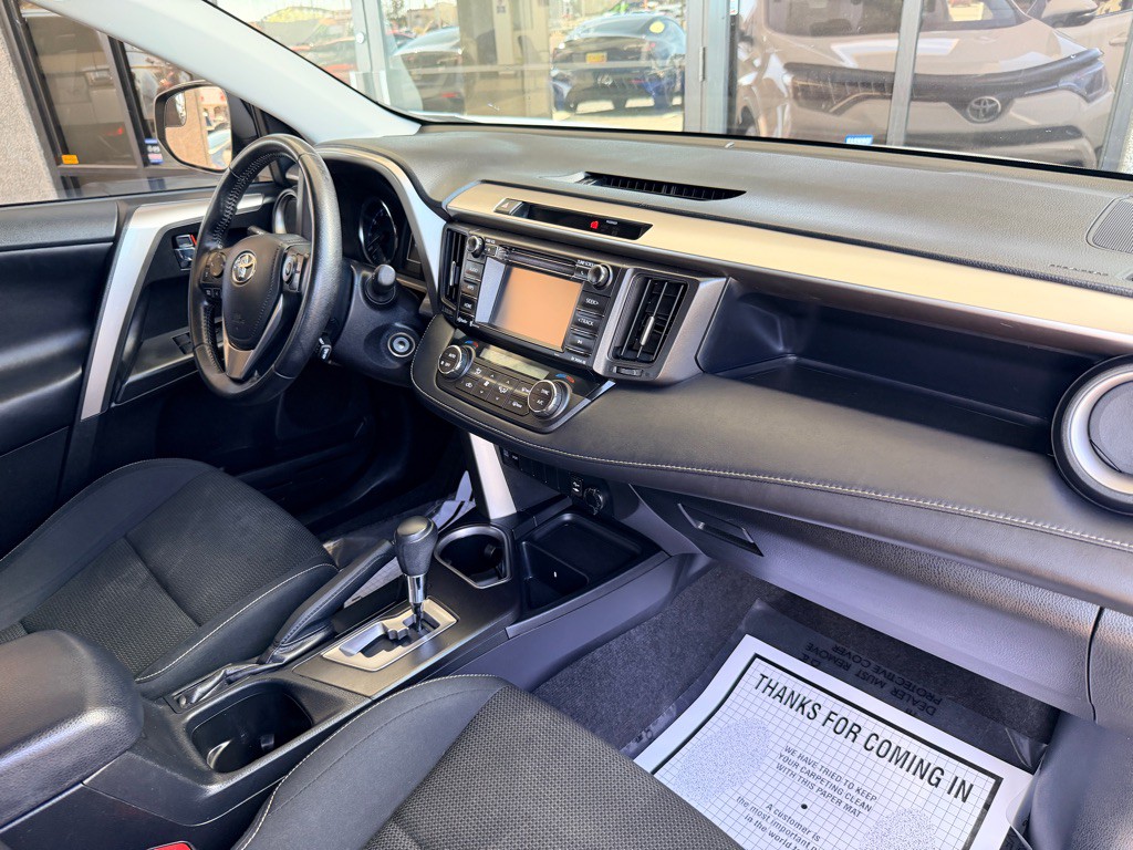2016 Toyota Rav4 Image 21