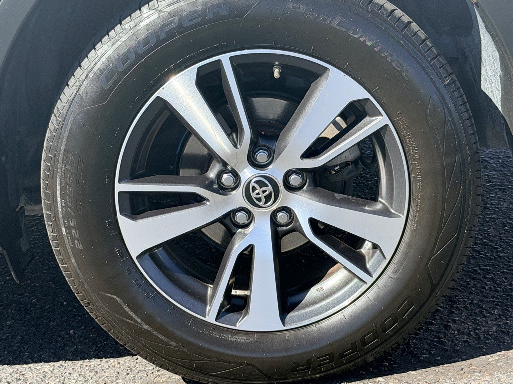 2016 Toyota Rav4 Image 43