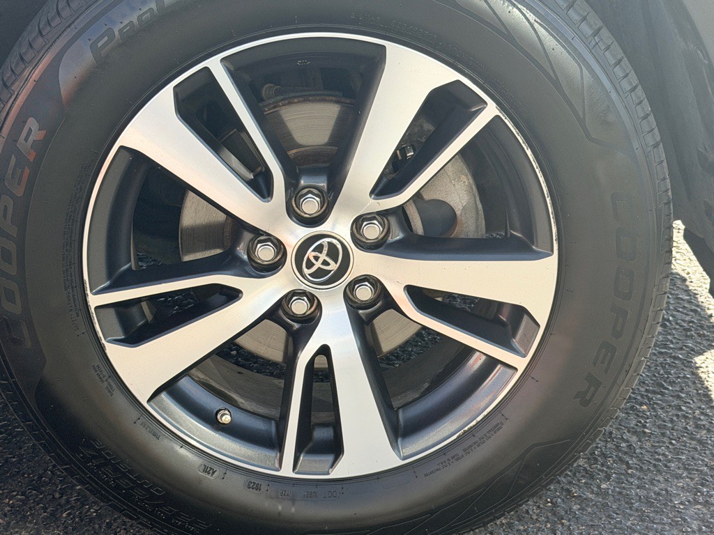 2016 Toyota Rav4 Image 45