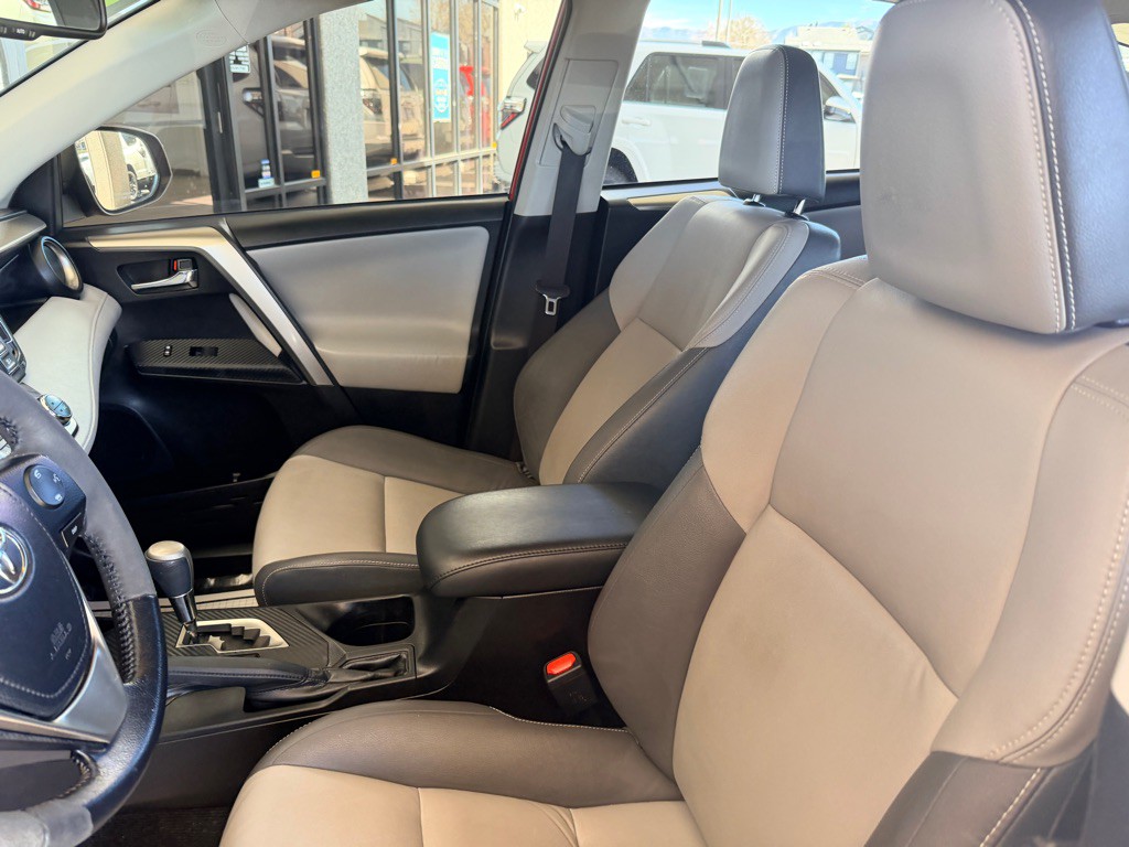 2014 Toyota Rav4 Image 7