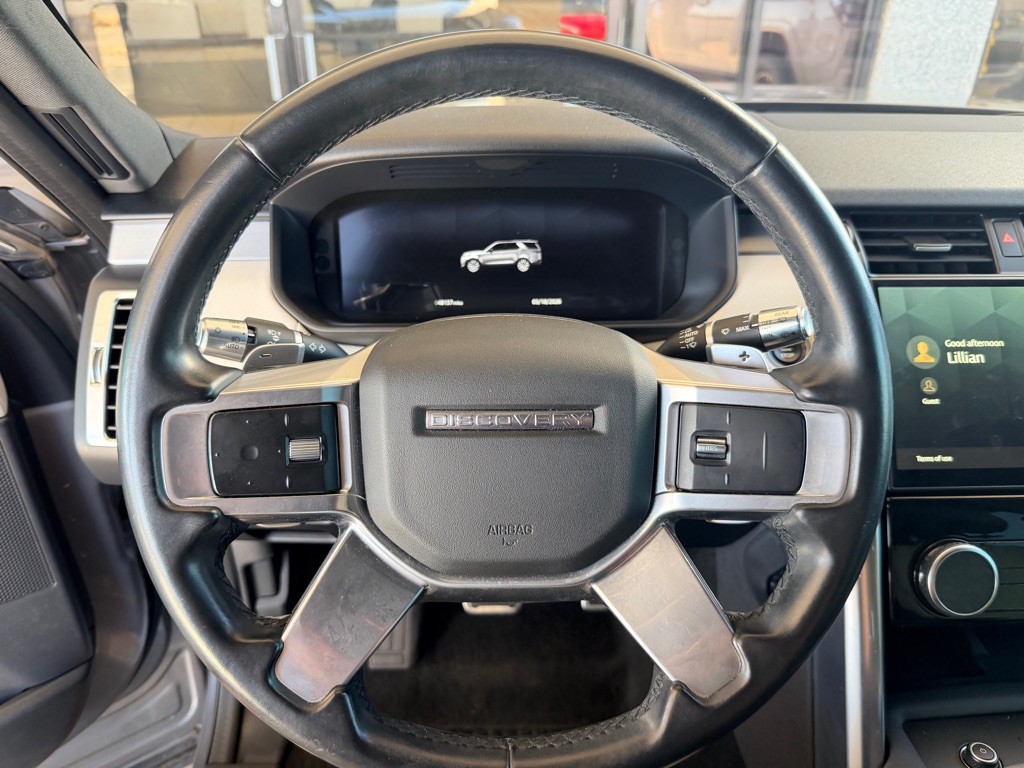 2021 Land Rover Discovery Image 9