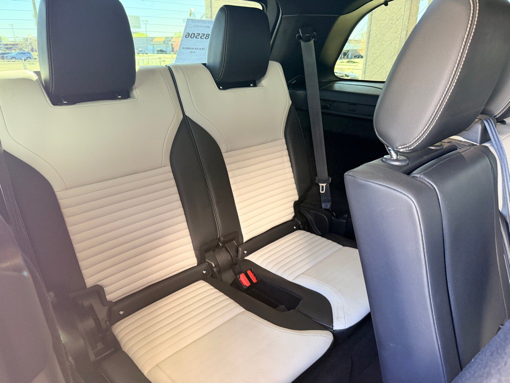 2021 Land Rover Discovery Image 22