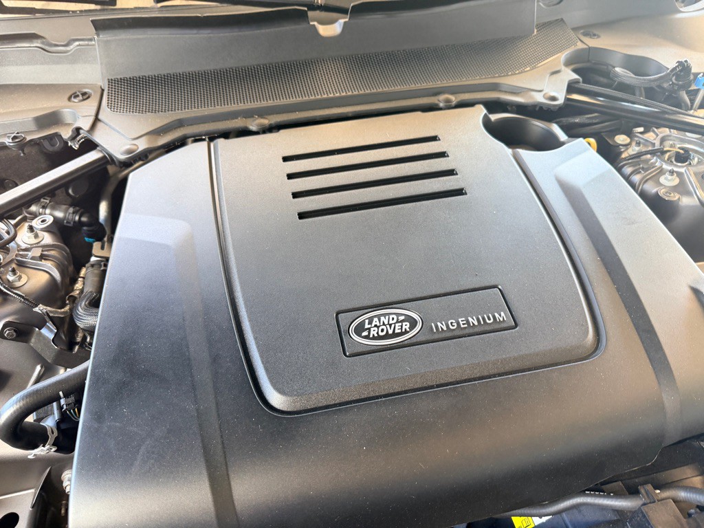 2021 Land Rover Discovery Image 27