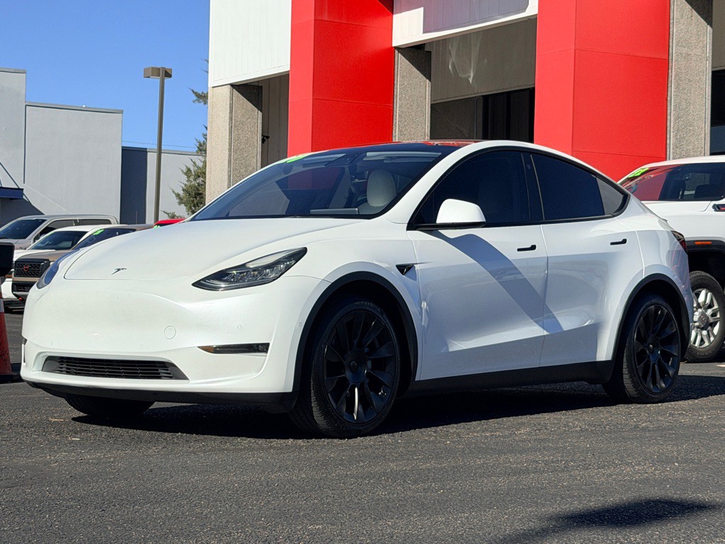 2021 Tesla Model Y Image 27