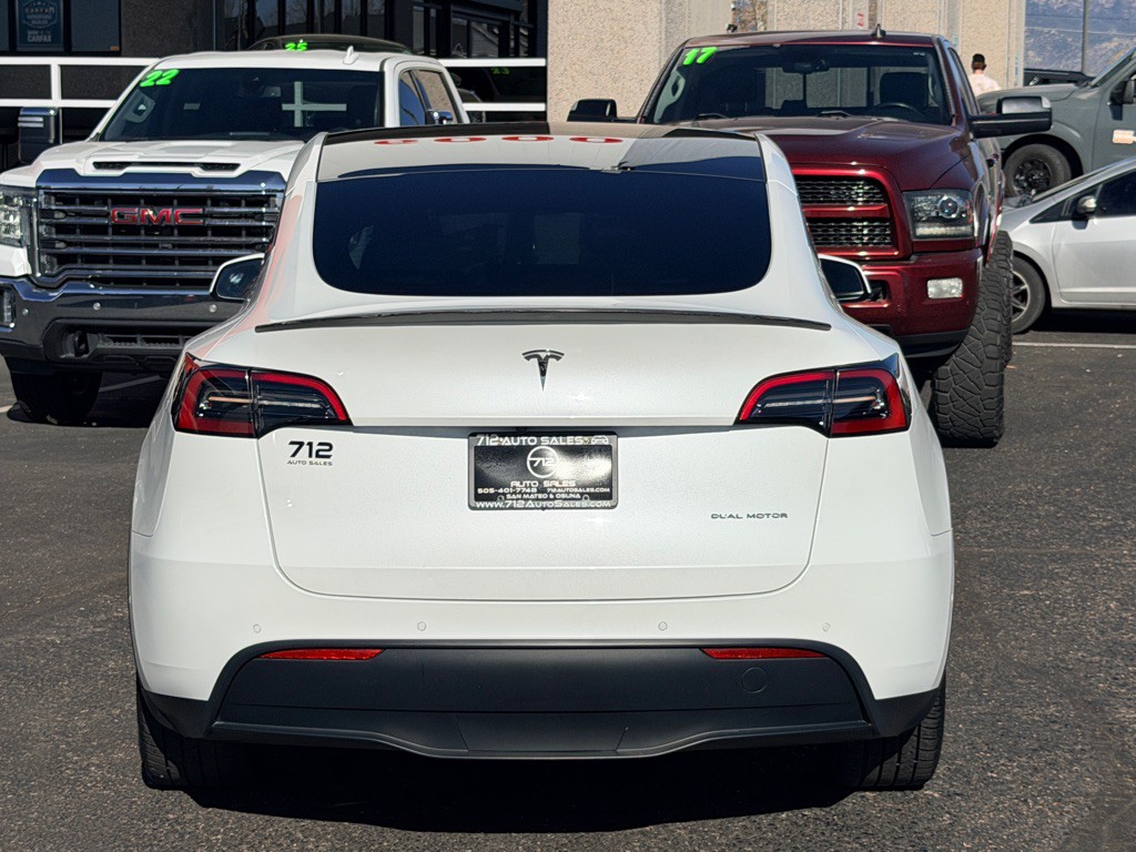 2021 Tesla Model Y Image 33