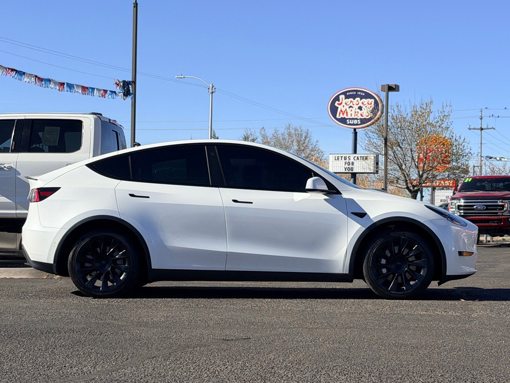 2021 Tesla Model Y Image 39