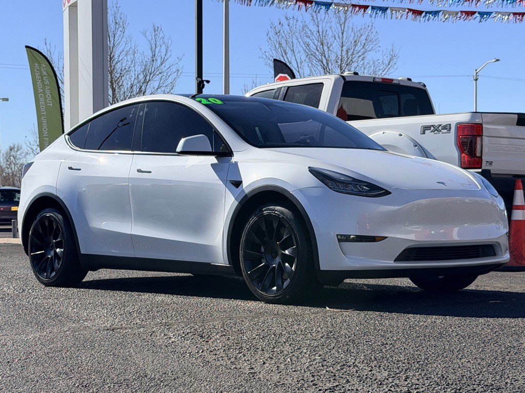 2021 Tesla Model Y Image 41