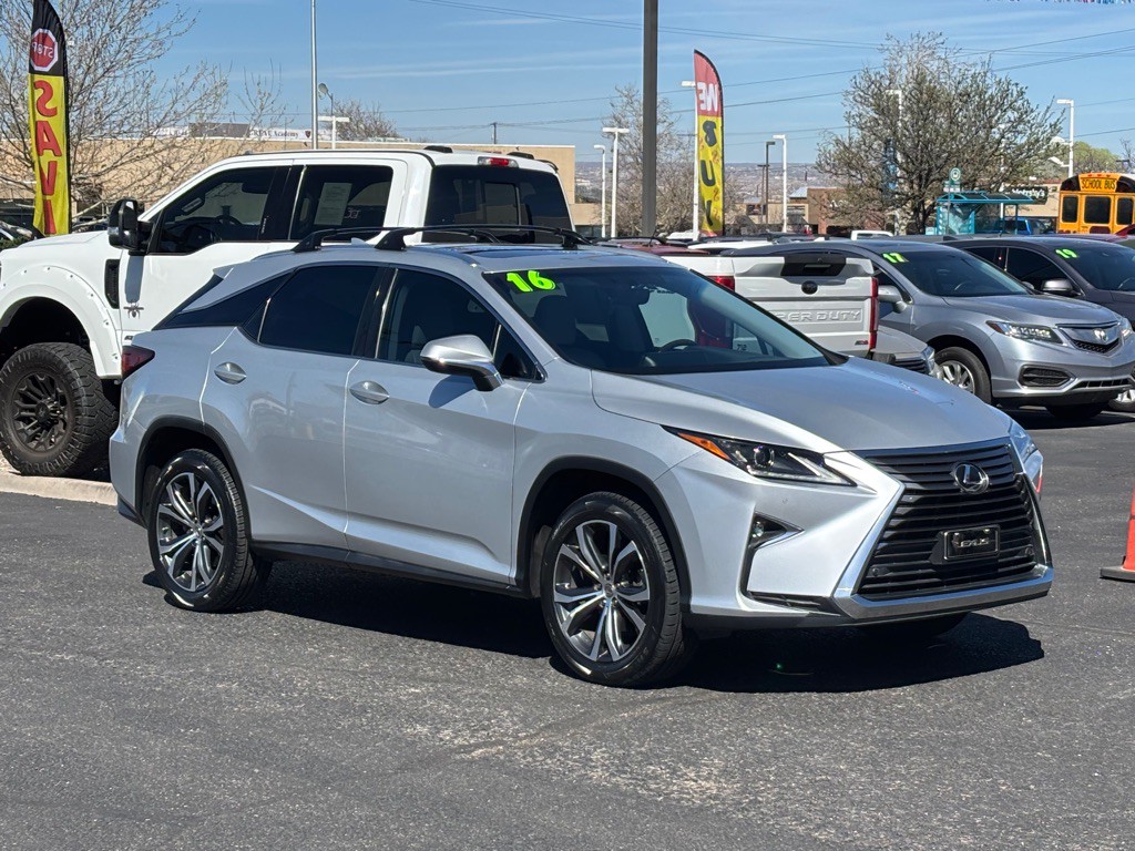 2016 Lexus RX Image 4